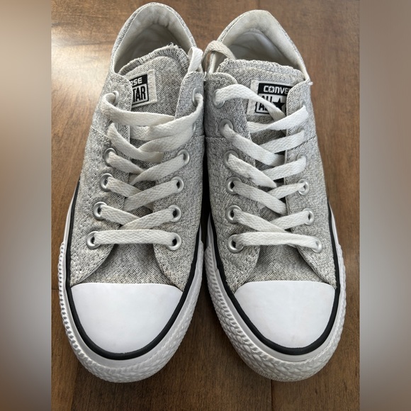 Converse - Picture 2 of 7